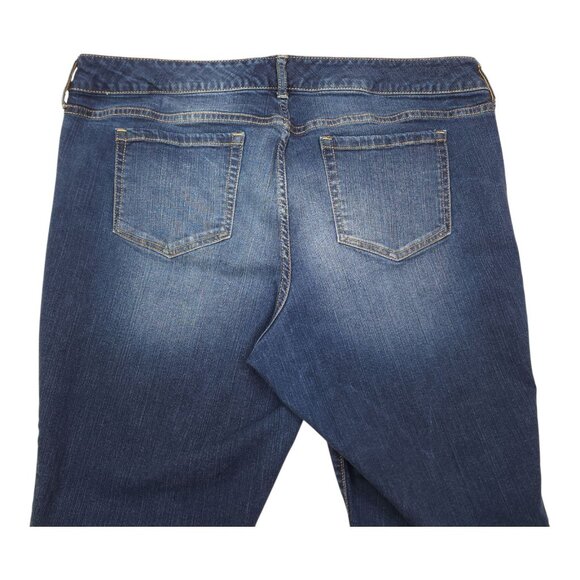 Torrid Premium Boyfriend Jeans 18R Womens Blue Denim Mid-Rise Relaxed Fit Straig - Picture 7 of 11